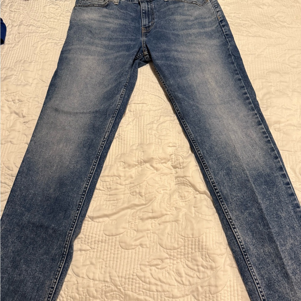 Denizen from Levi's Light Blue Jeans